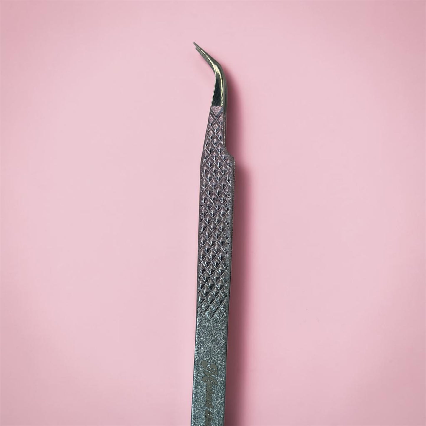 Curved Isolation Tweezer